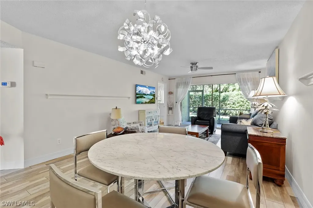 605 Squire Circle Naples FL 34104