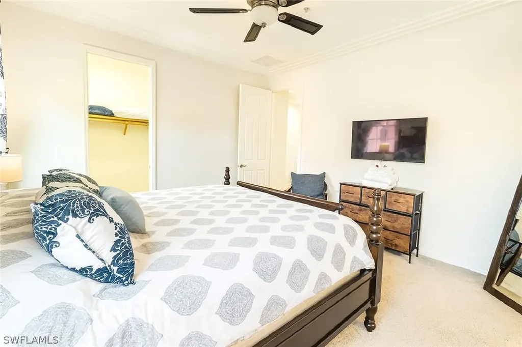 9055 Capistrano Street N Naples FL 34113