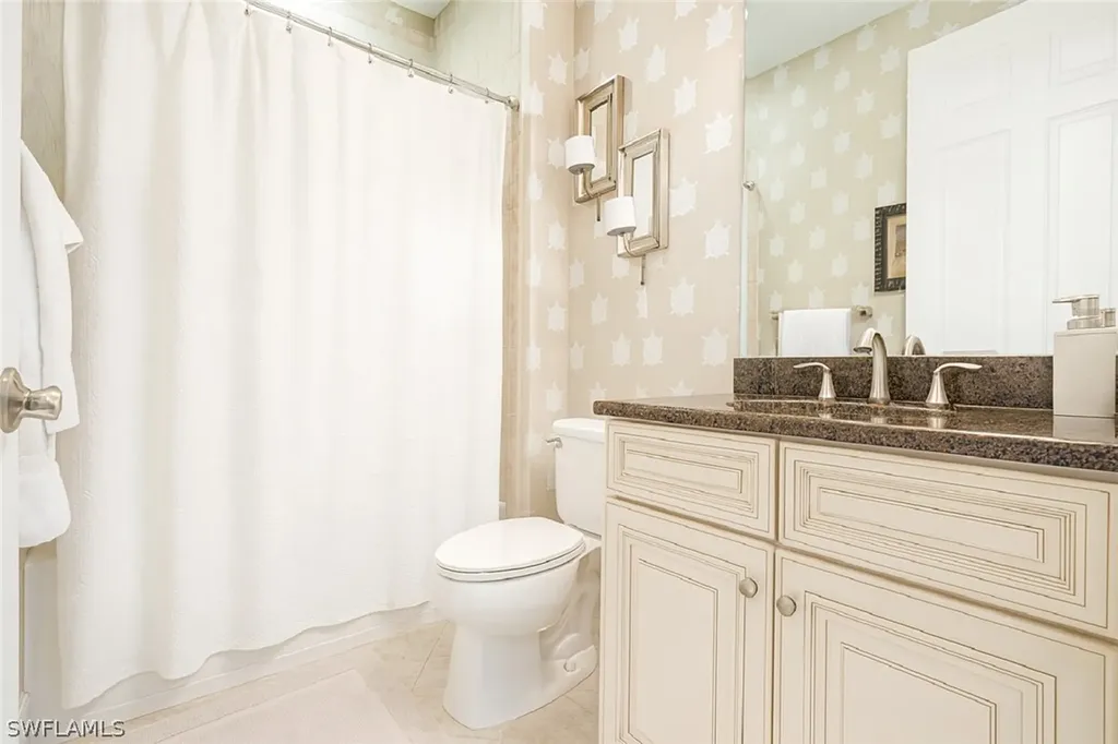 9055 Capistrano Street N Naples FL 34113