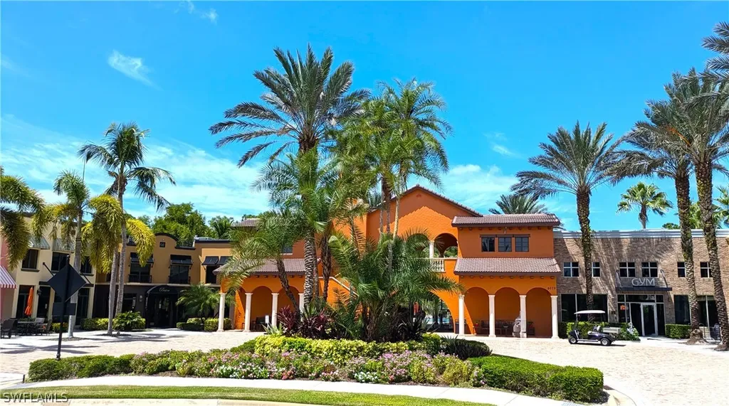 9055 Capistrano Street N Naples FL 34113