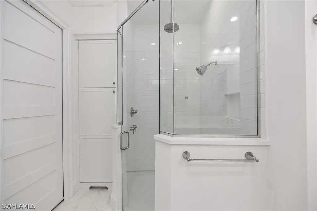 6382 Negril Isle Drive Naples FL 34113