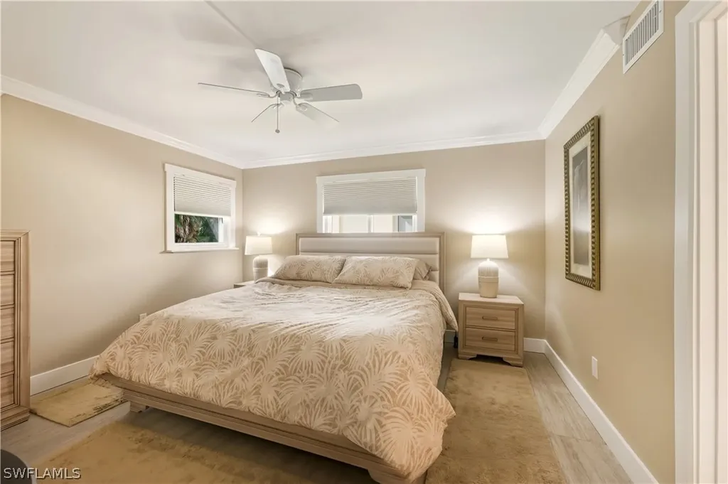 1155 Sandpiper Street Naples FL 34102