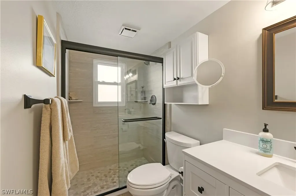 1155 Sandpiper Street Naples FL 34102