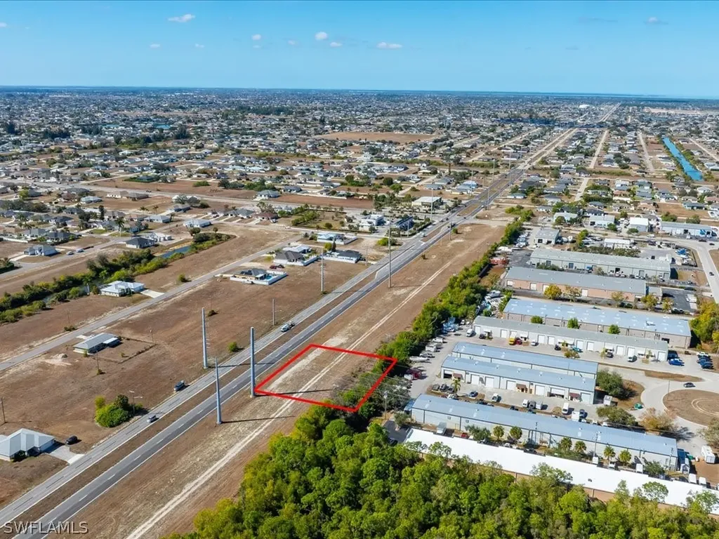 927 Kismet Parkway E Cape Coral FL 33909