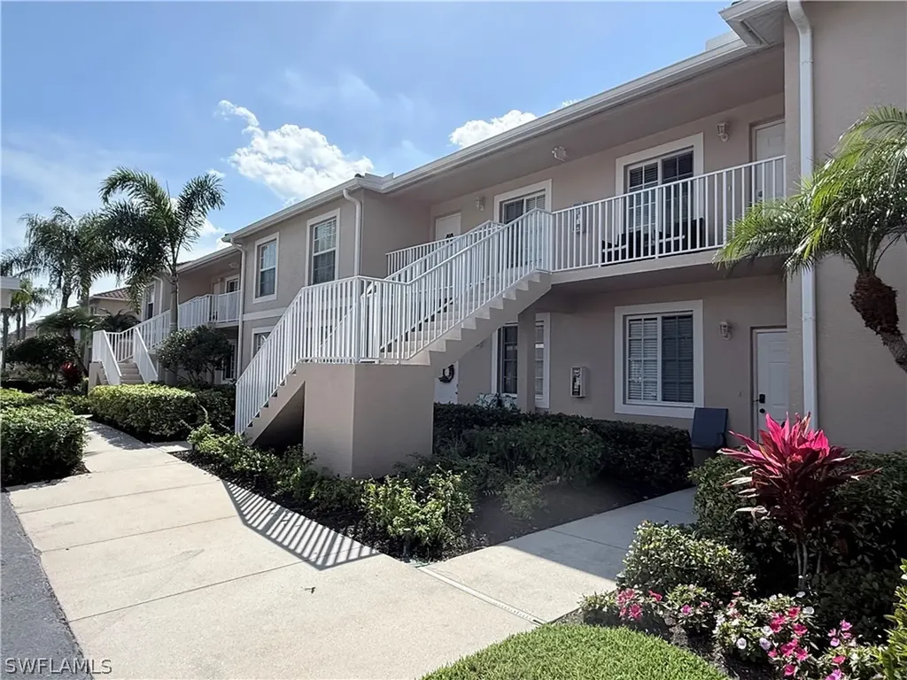 2865 Cypress Trace Circle Naples FL 34119