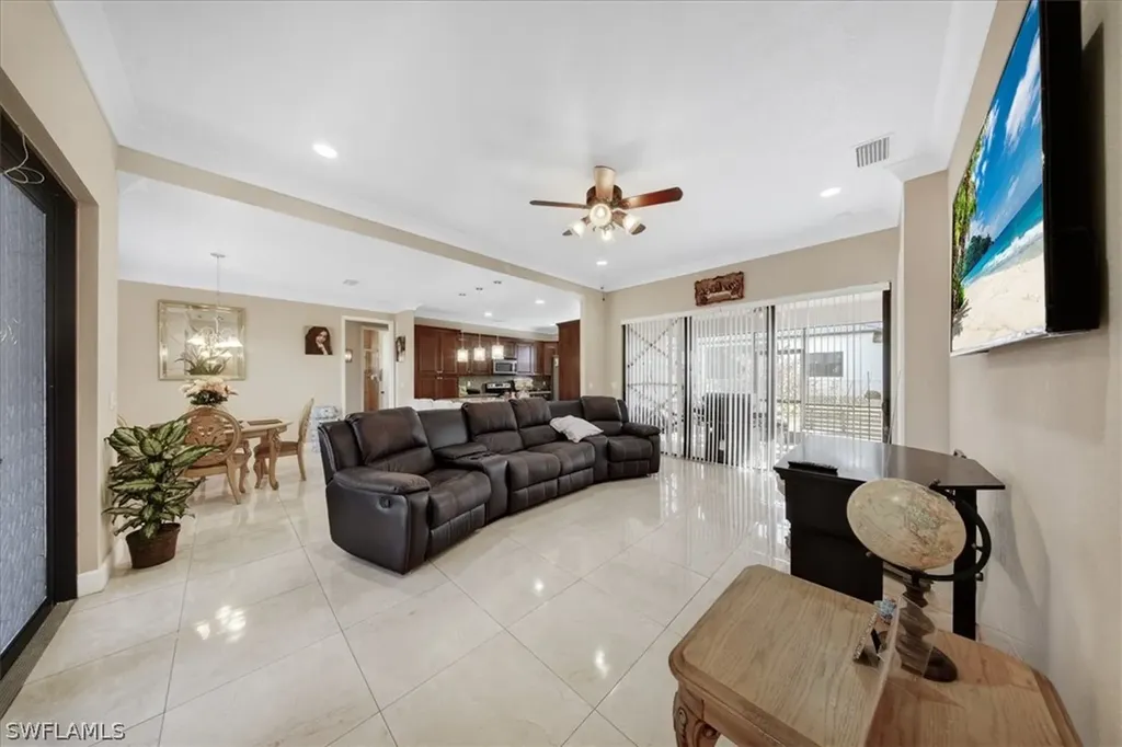 906 Sunniland Boulevard Lehigh Acres FL 33971
