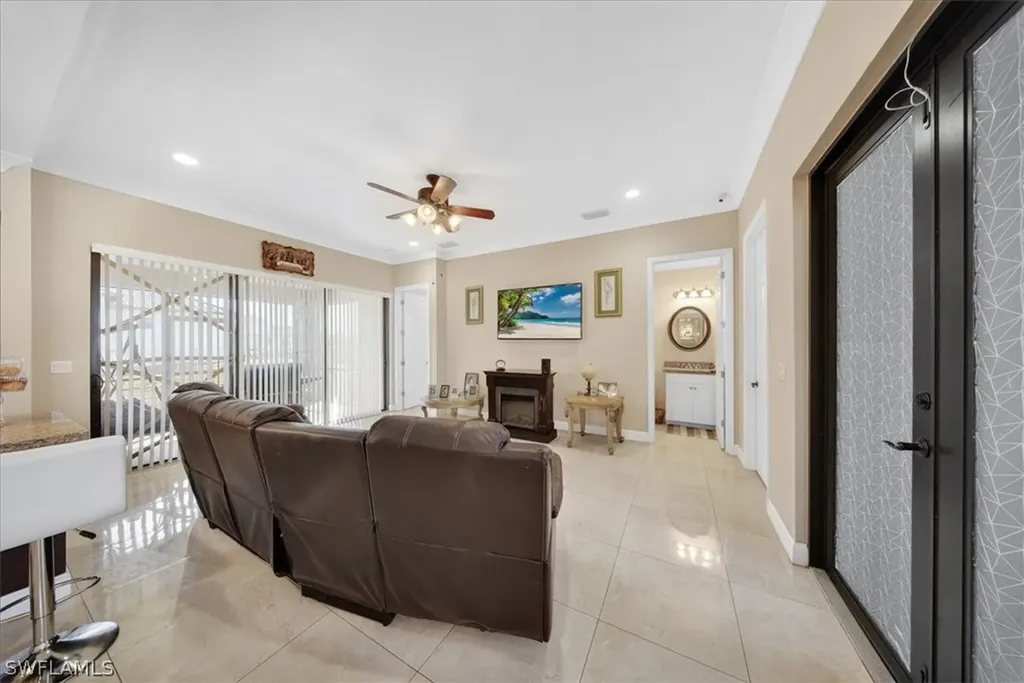 906 Sunniland Boulevard Lehigh Acres FL 33971