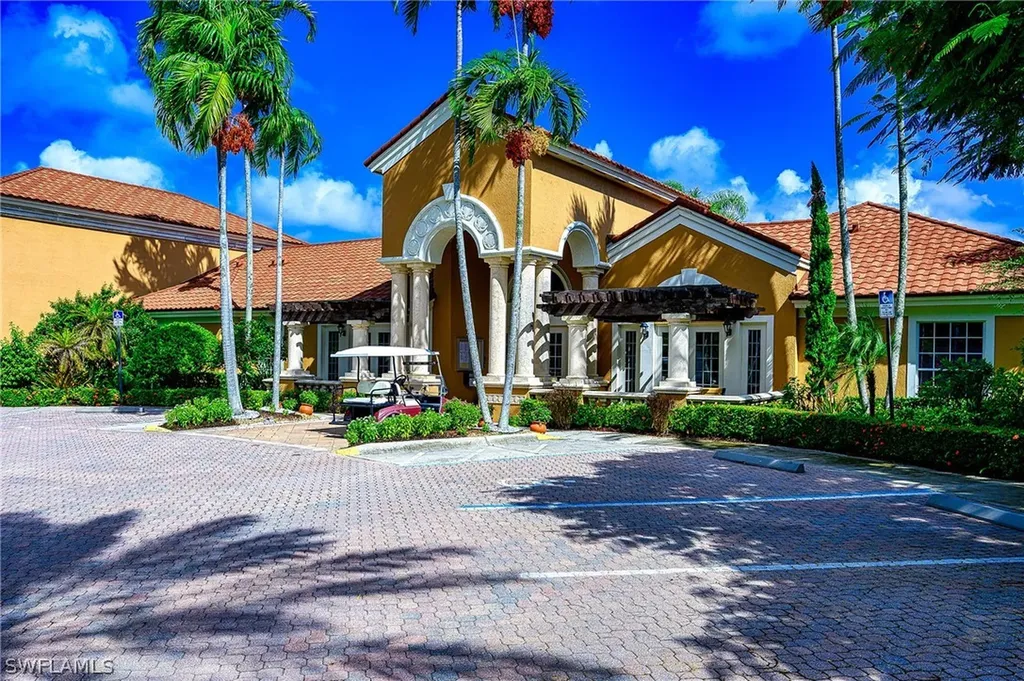 1865 Florida Club Drive Naples FL 34112