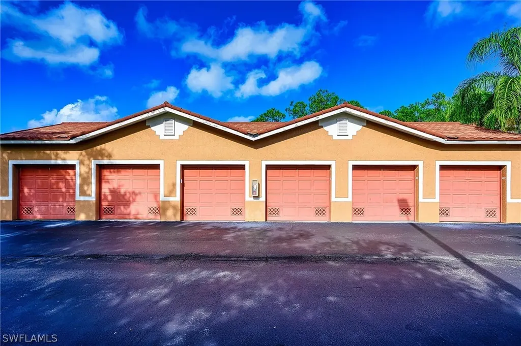 1865 Florida Club Drive Naples FL 34112