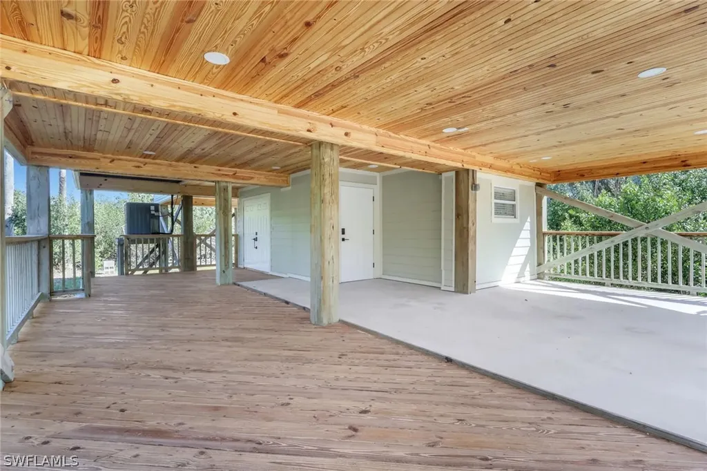 4452 Gulf Pines Drive Sanibel FL 33957