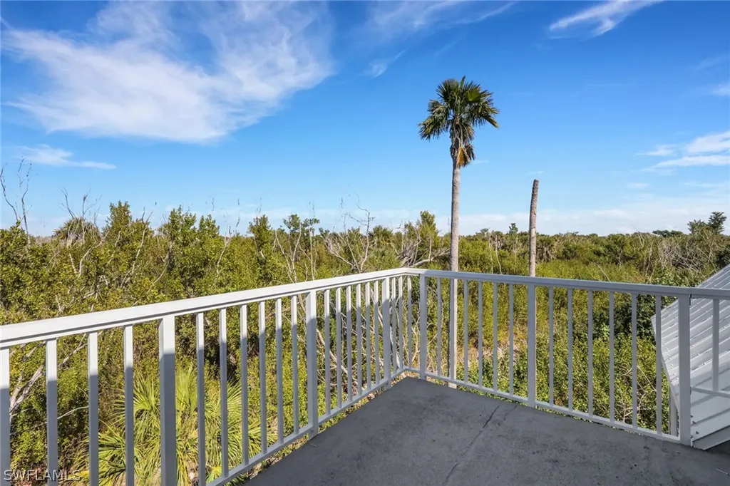 4452 Gulf Pines Drive Sanibel FL 33957