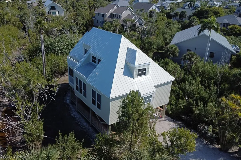4452 Gulf Pines Drive Sanibel FL 33957