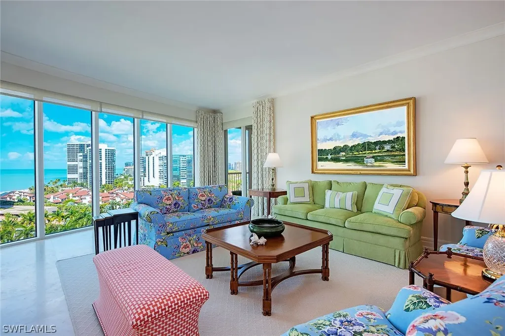 Naples FL, 4501 Gulf Shore Boulevard N, Unit 1103