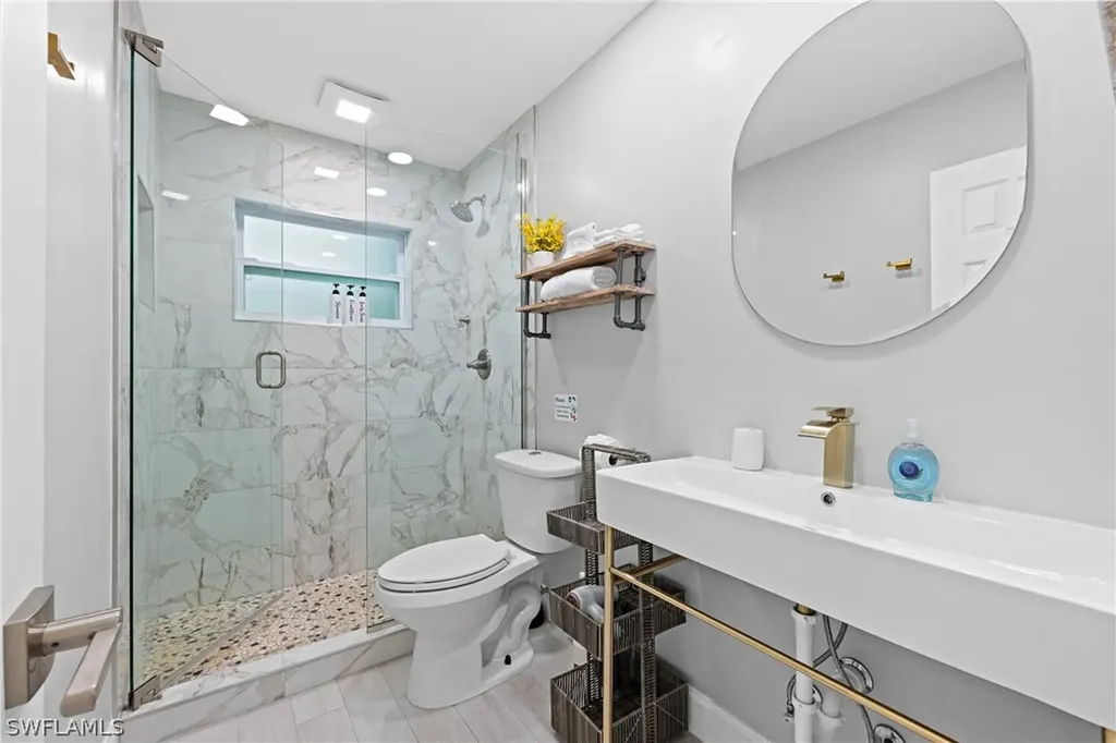 732 108th Avenue N Naples FL 34108