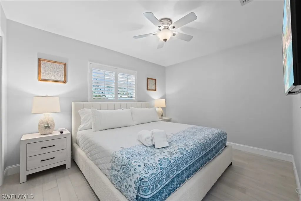 732 108th Avenue N Naples FL 34108