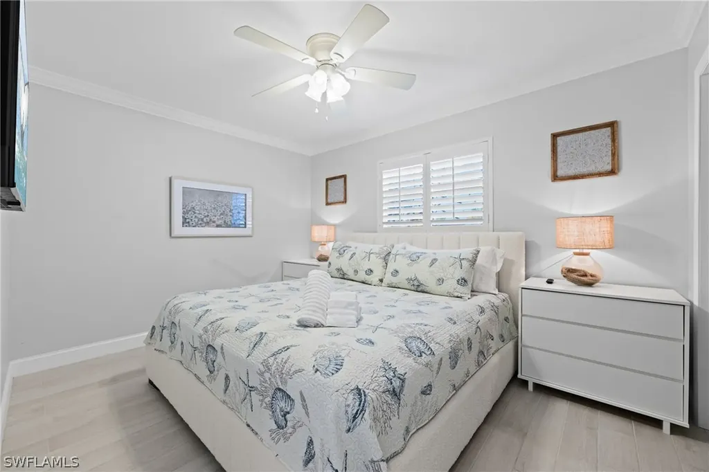 732 108th Avenue N Naples FL 34108