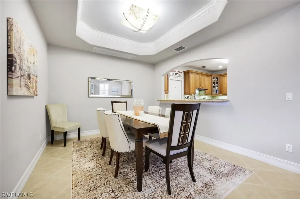 2858 Tiburon Boulevard E Naples FL 34109