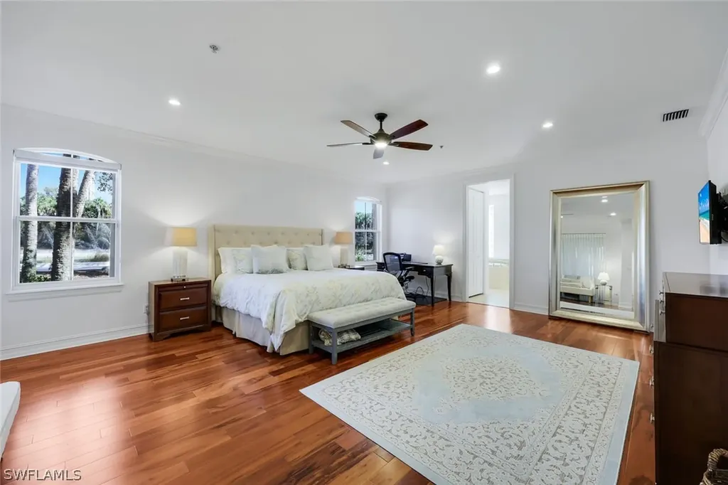 2858 Tiburon Boulevard E Naples FL 34109