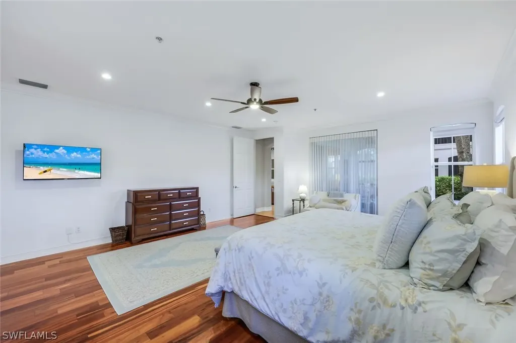 2858 Tiburon Boulevard E Naples FL 34109
