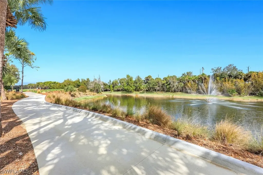2858 Tiburon Boulevard E Naples FL 34109