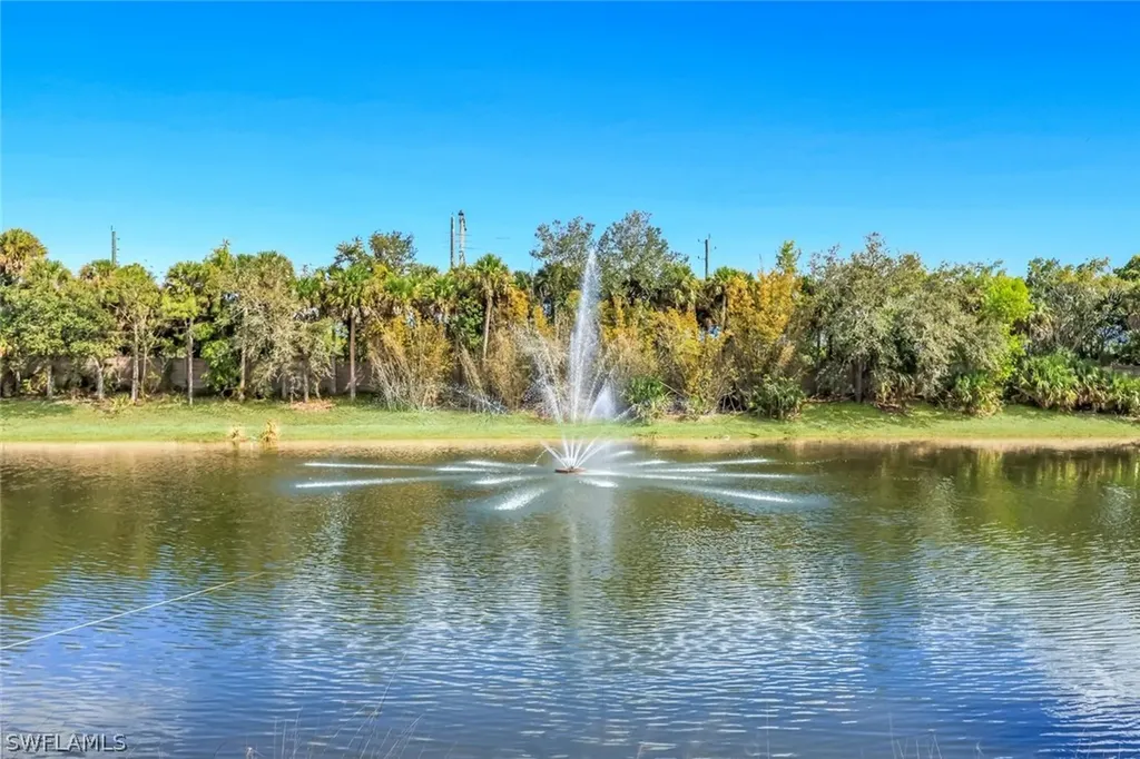 2858 Tiburon Boulevard E Naples FL 34109