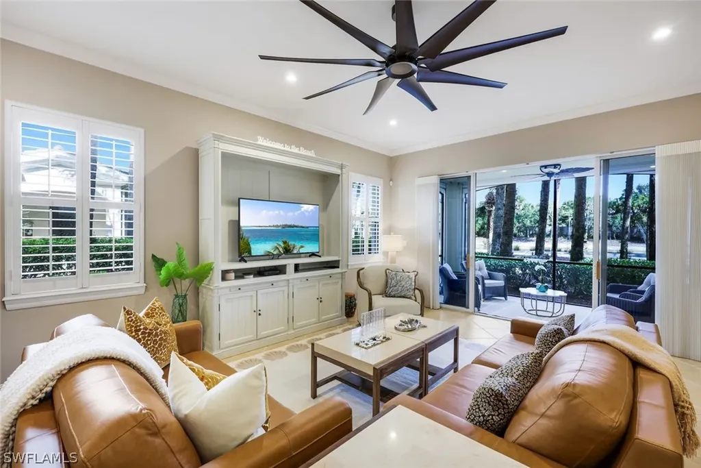 2858 Tiburon Boulevard E Naples FL 34109