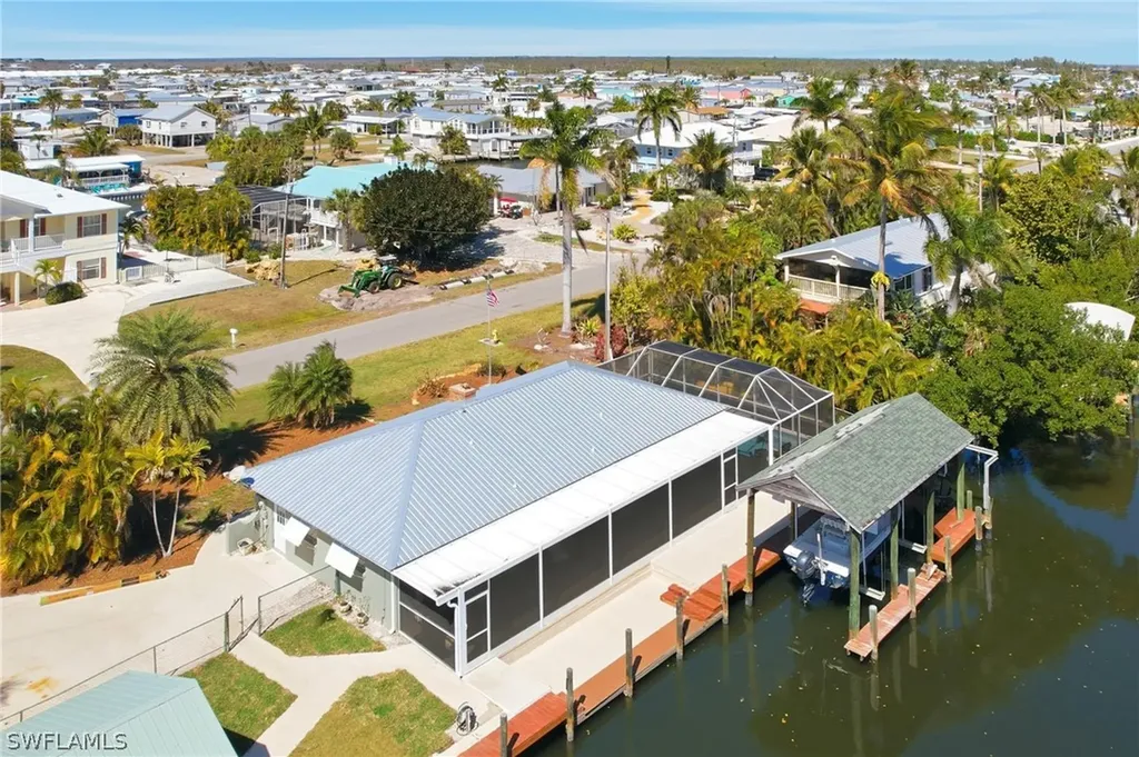 2740 Sanibel Boulevard St. James City FL 33956