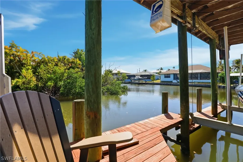 2740 Sanibel Boulevard St. James City FL 33956