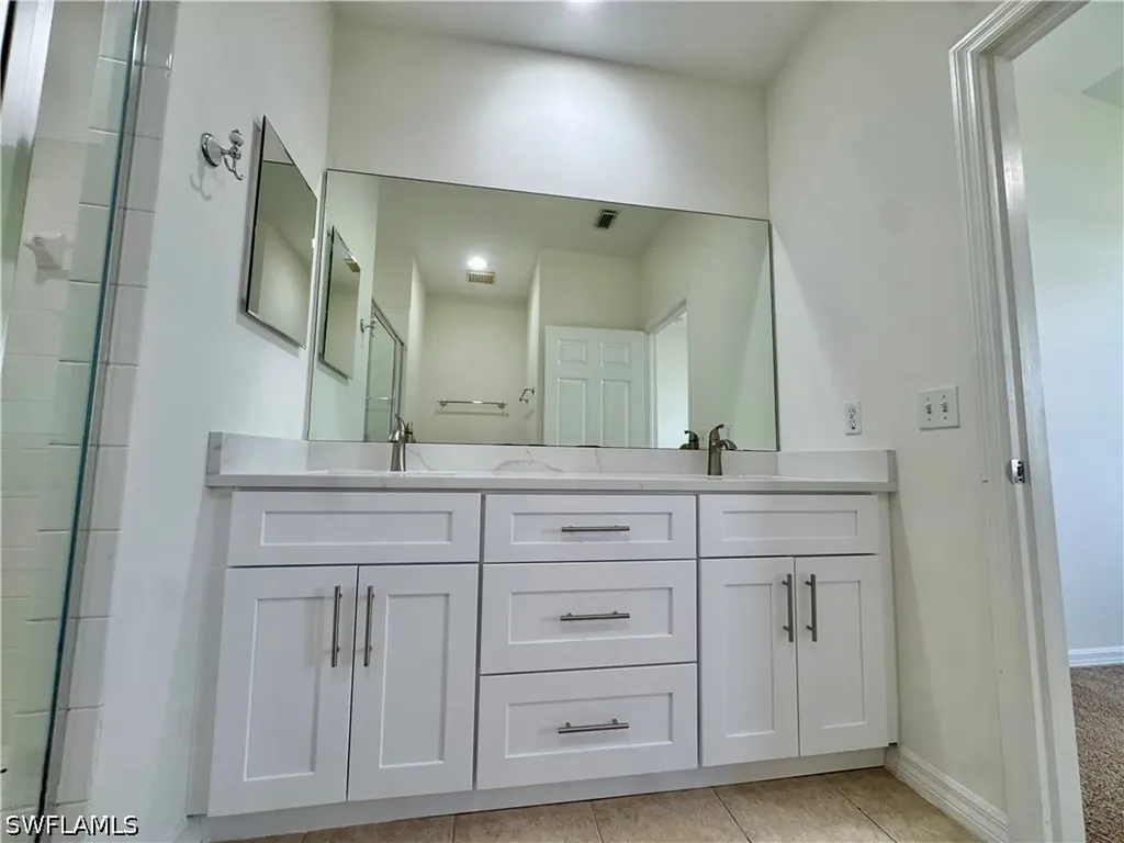 3255 Tamara Drive Naples FL 34109