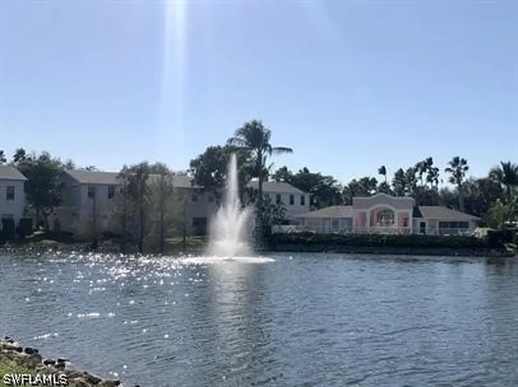 3255 Tamara Drive Naples FL 34109