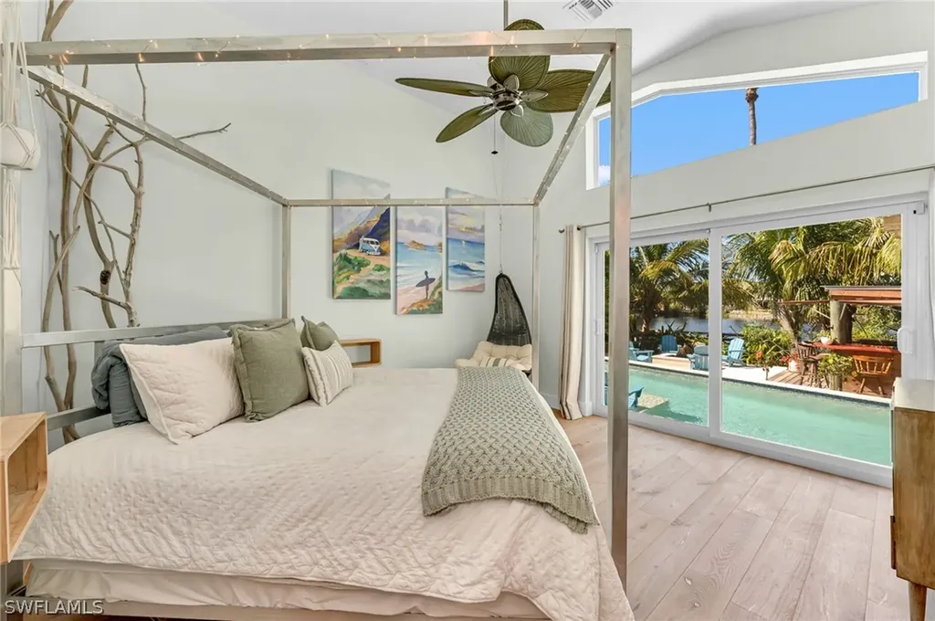 1155 12th Street N Naples FL 34102