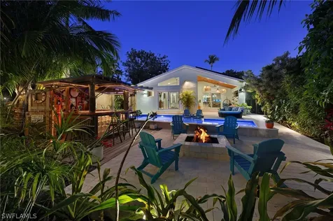 1155 12TH Street N Naples FL 34102
