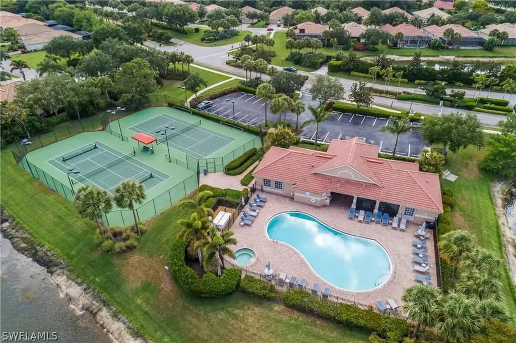 10322 Flat Stone Loop Bonita Springs FL 34135