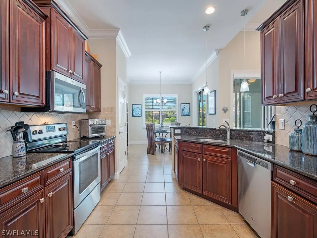 10322 Flat Stone Loop Bonita Springs FL 34135