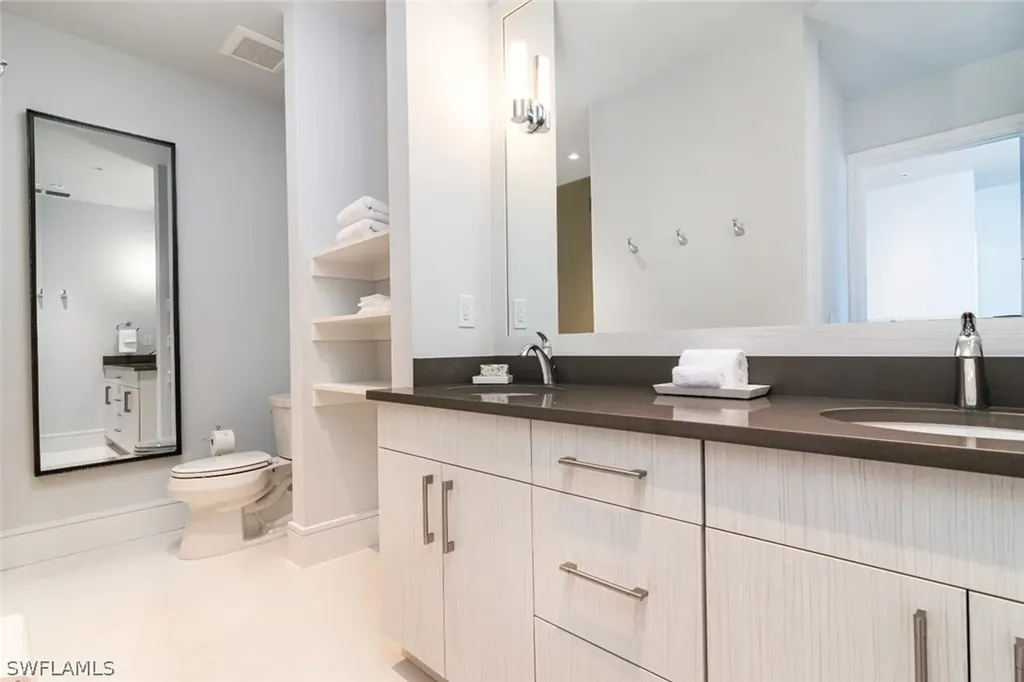 101 8th Street S Naples FL 34102