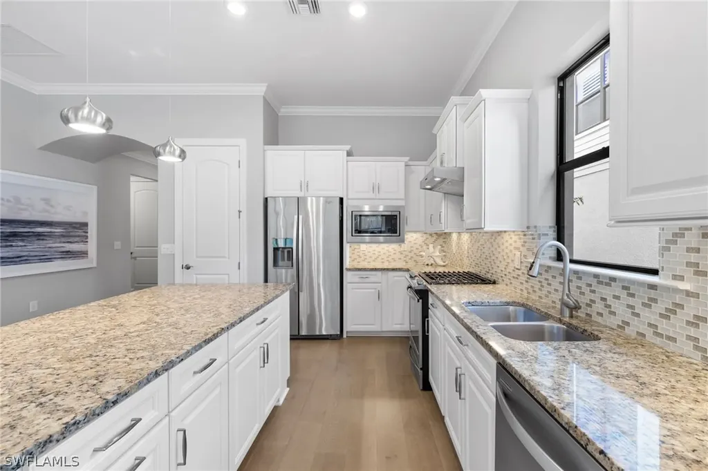 9410 Whooping Crane Way Naples FL 34120