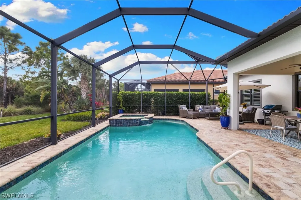 9410 Whooping Crane Way Naples FL 34120