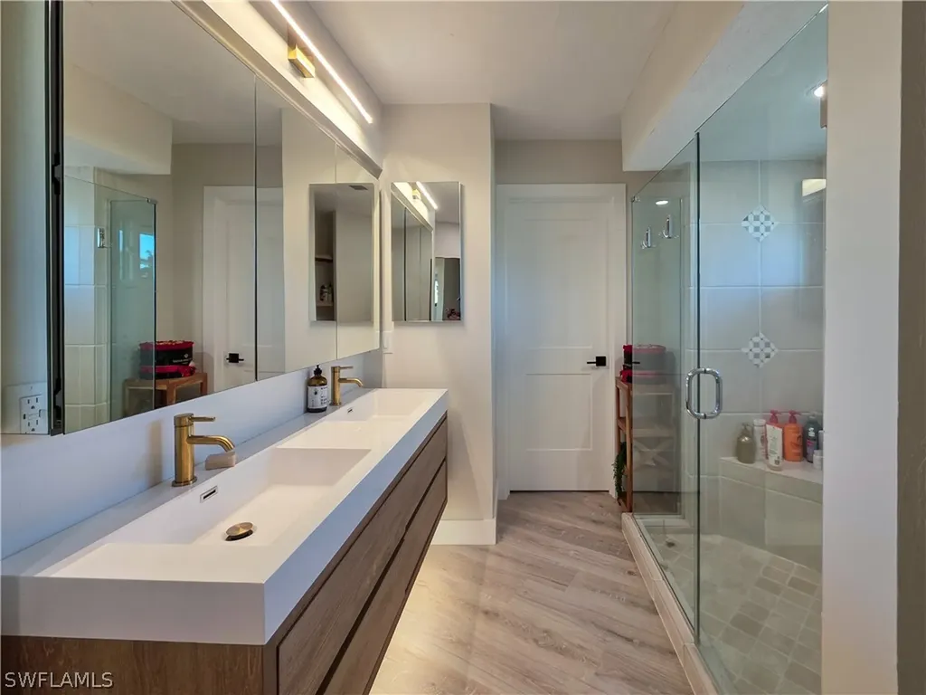 1495 Blue Point Avenue Naples FL 34102