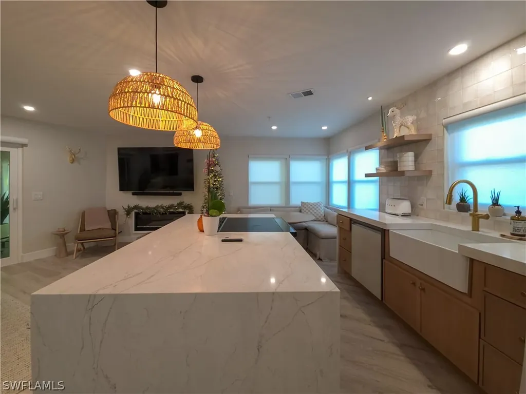 1495 Blue Point Avenue Naples FL 34102