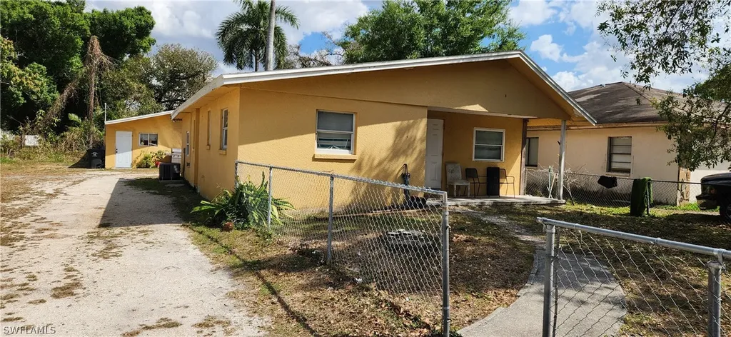 1423 Lura Avenue Fort Myers FL 33916