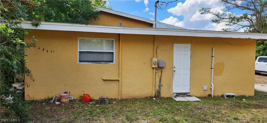 1423 Lura Avenue Fort Myers FL 33916