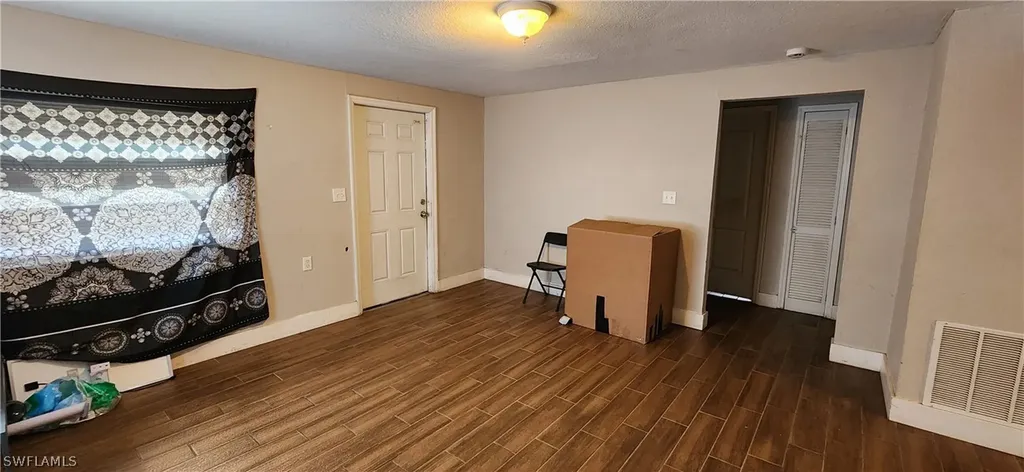 1423 Lura Avenue Fort Myers FL 33916
