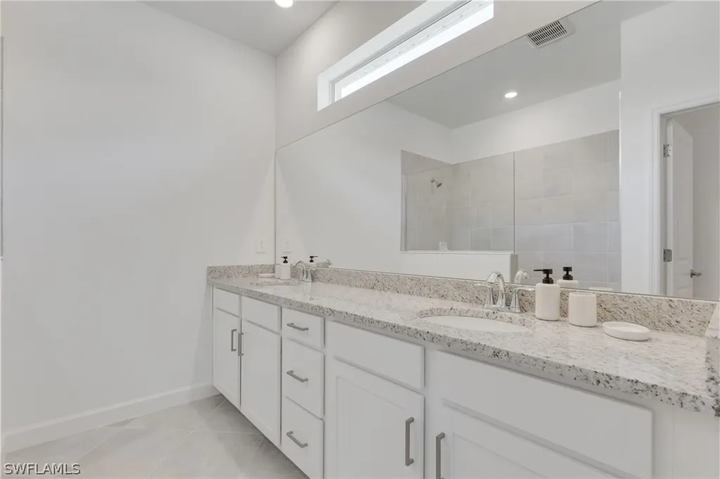 3160 Weston Manor Drive Alva FL 33920