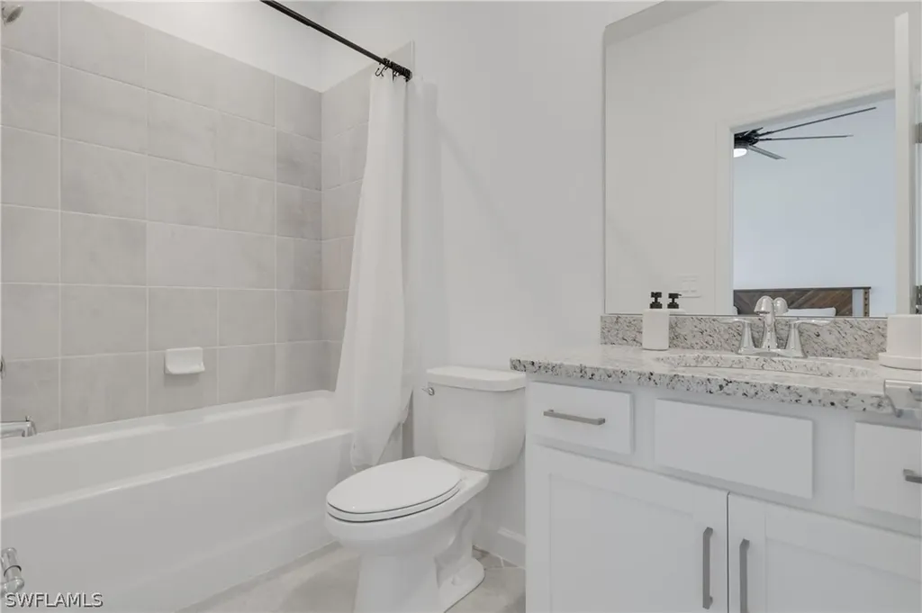 3160 Weston Manor Drive Alva FL 33920