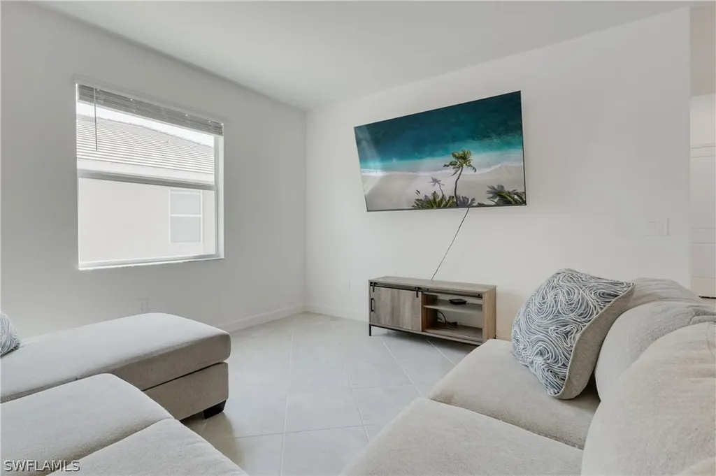 3160 Weston Manor Drive Alva FL 33920