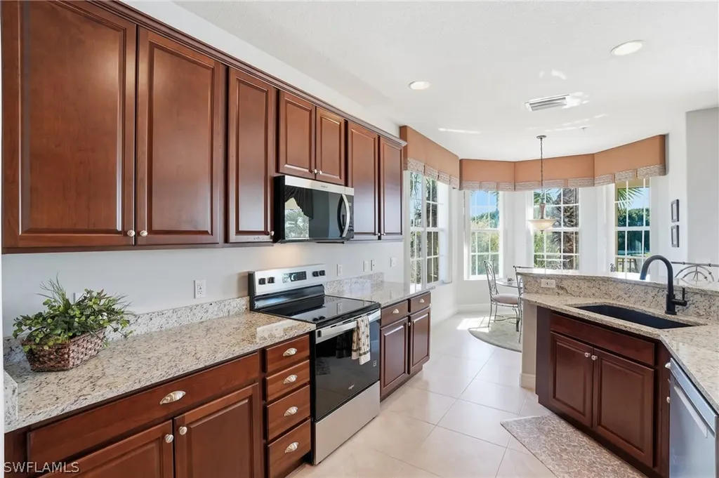 4620 Winged Foot Court Naples FL 34112