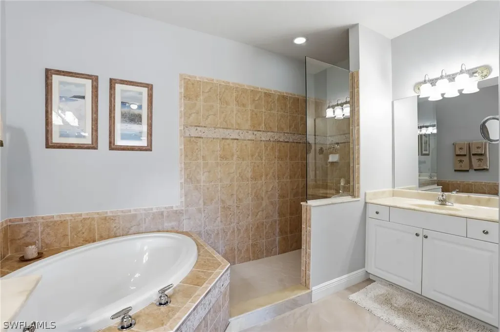 4620 Winged Foot Court Naples FL 34112