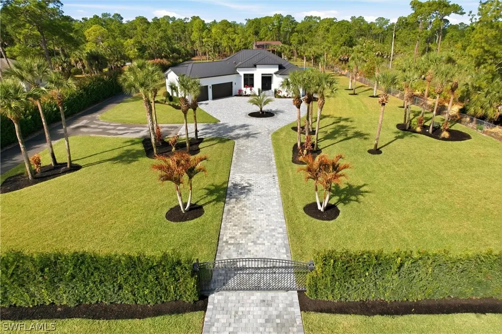 1261 SW 13th Street Naples FL 34117