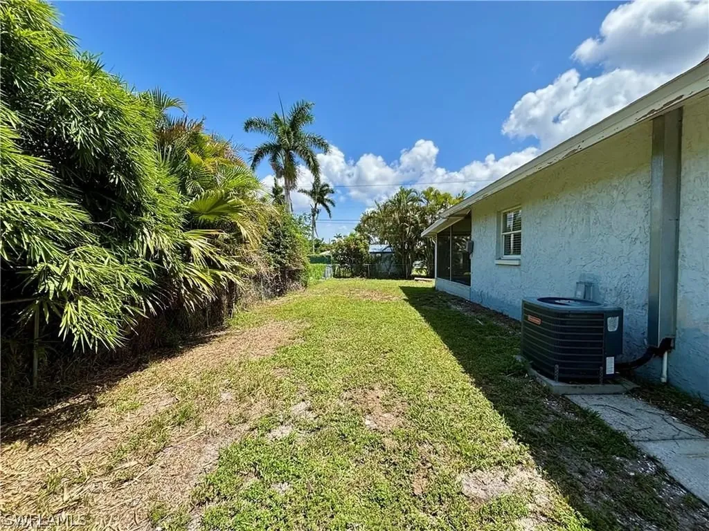 5476 / 5478 Avenue C Bokeelia FL 33922