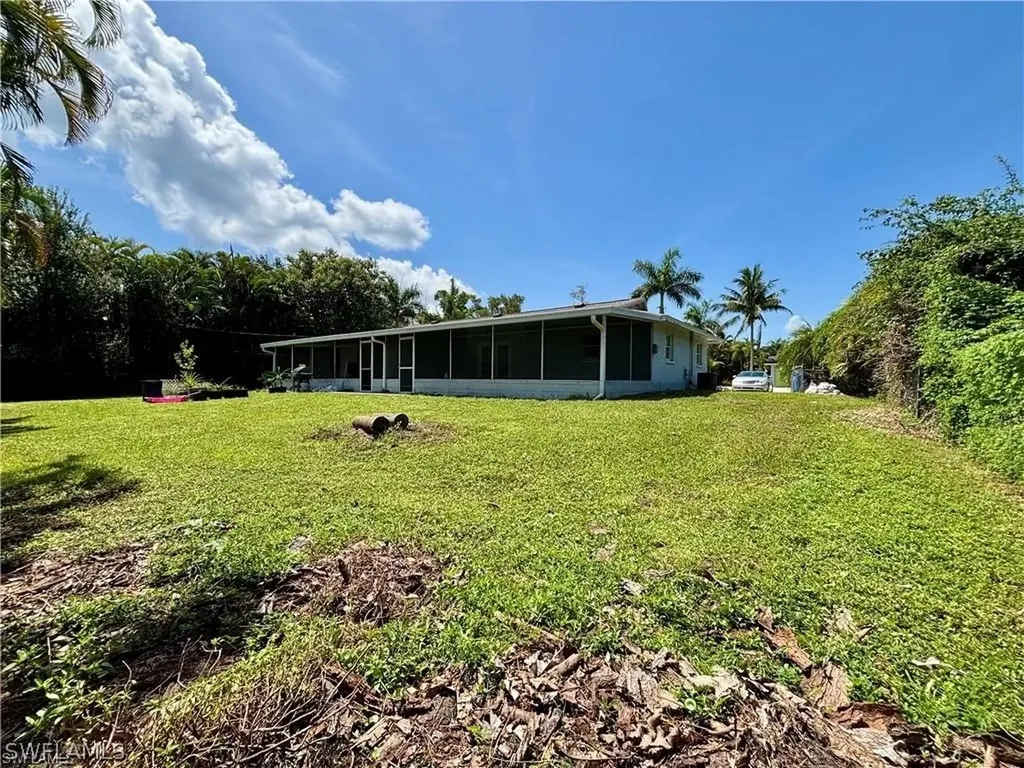 5476 / 5478 Avenue C Bokeelia FL 33922